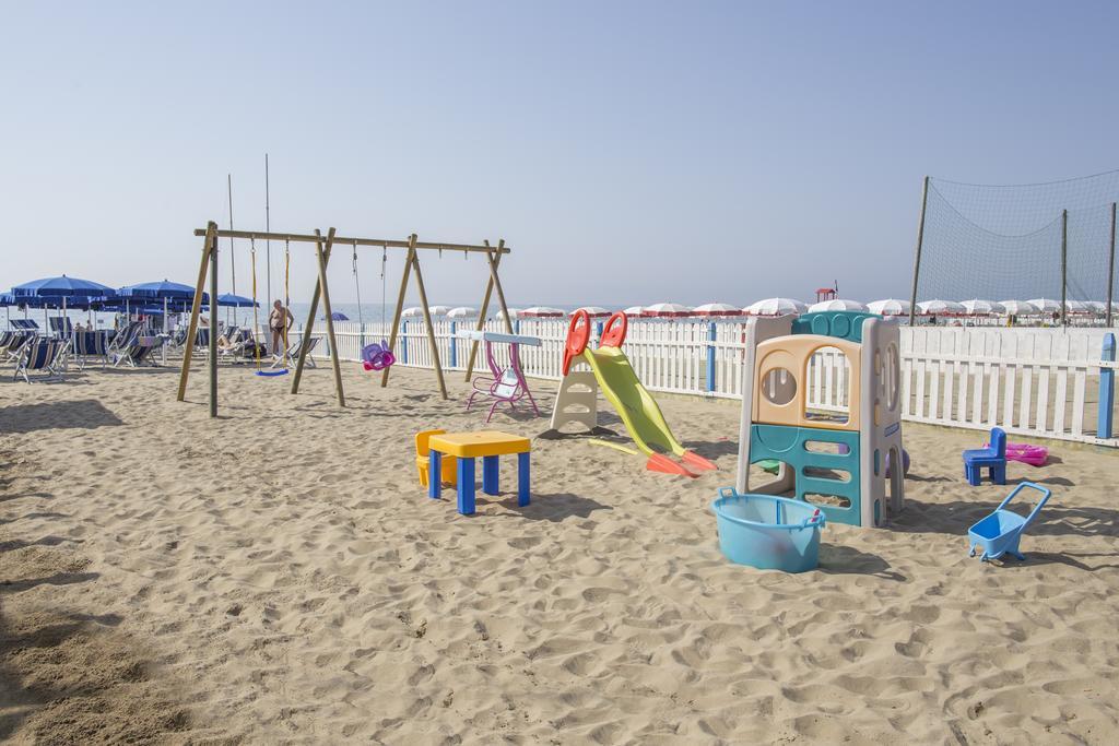 Hotel Capo Circeo Centro Benessere & Padel San Felice Circeo Luaran gambar